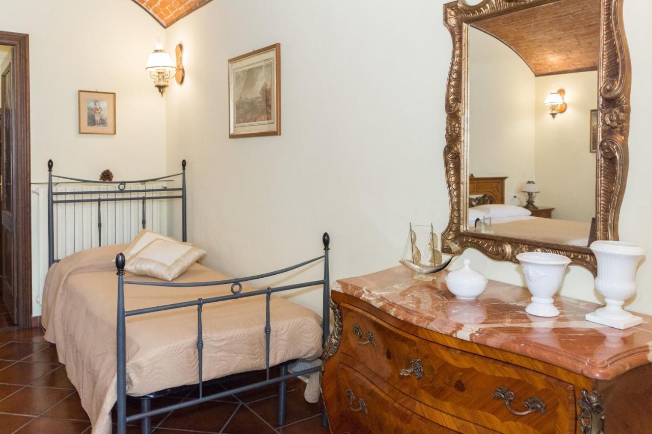 Casa Del Grande Vecchio Bed & Breakfast Airasca Exterior photo