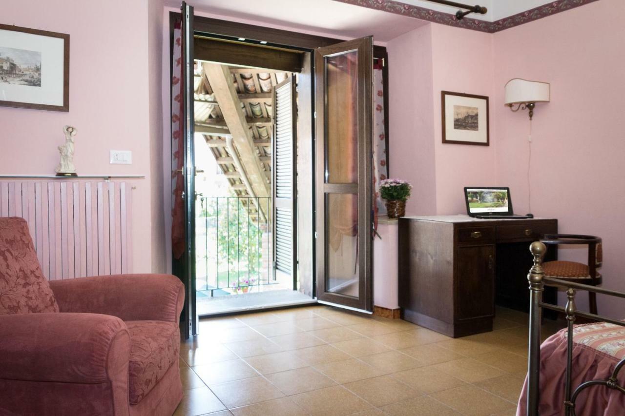 Casa Del Grande Vecchio Bed & Breakfast Airasca Exterior photo
