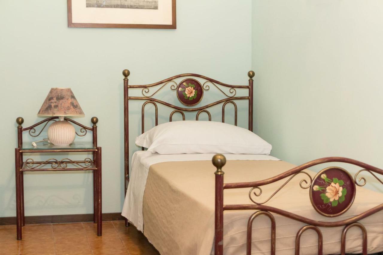 Casa Del Grande Vecchio Bed & Breakfast Airasca Exterior photo